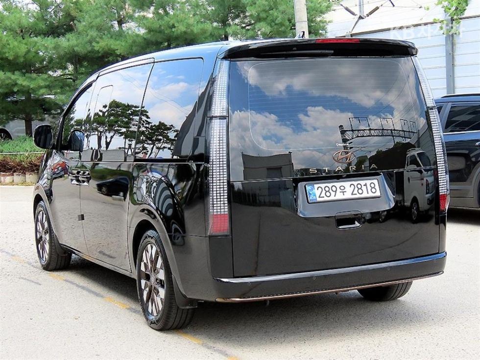 Hyundai Staria — miniaturë 3