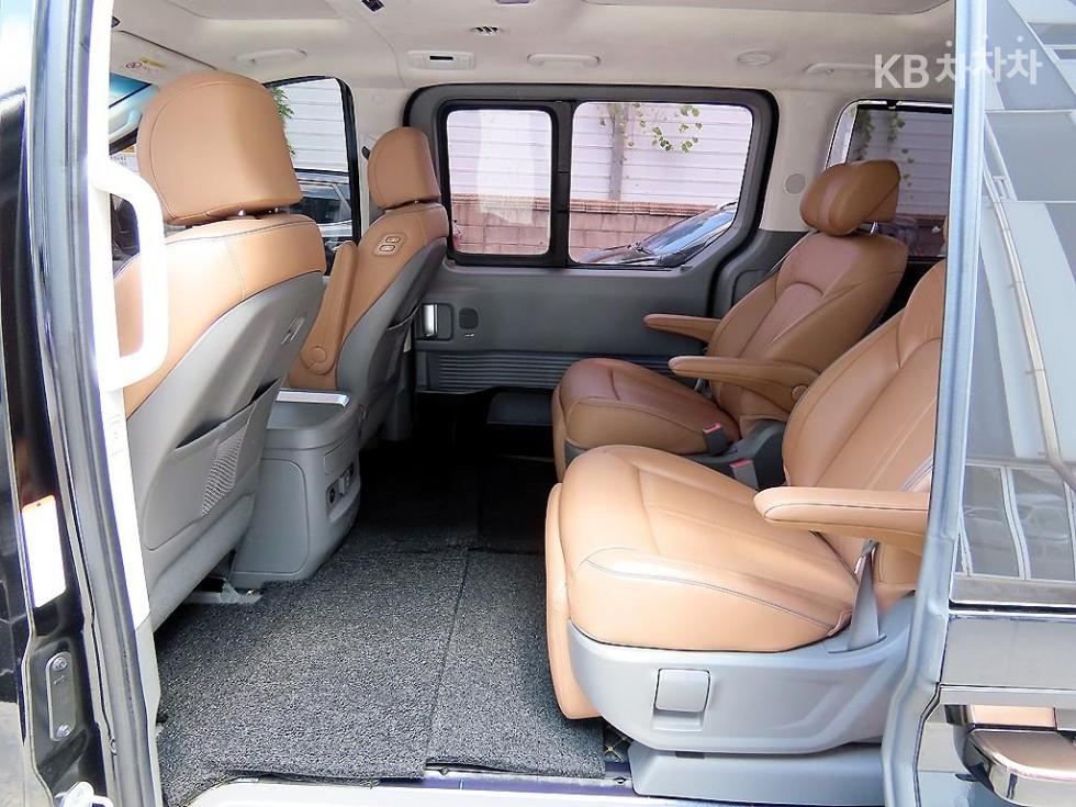 Hyundai Staria — miniaturë 6