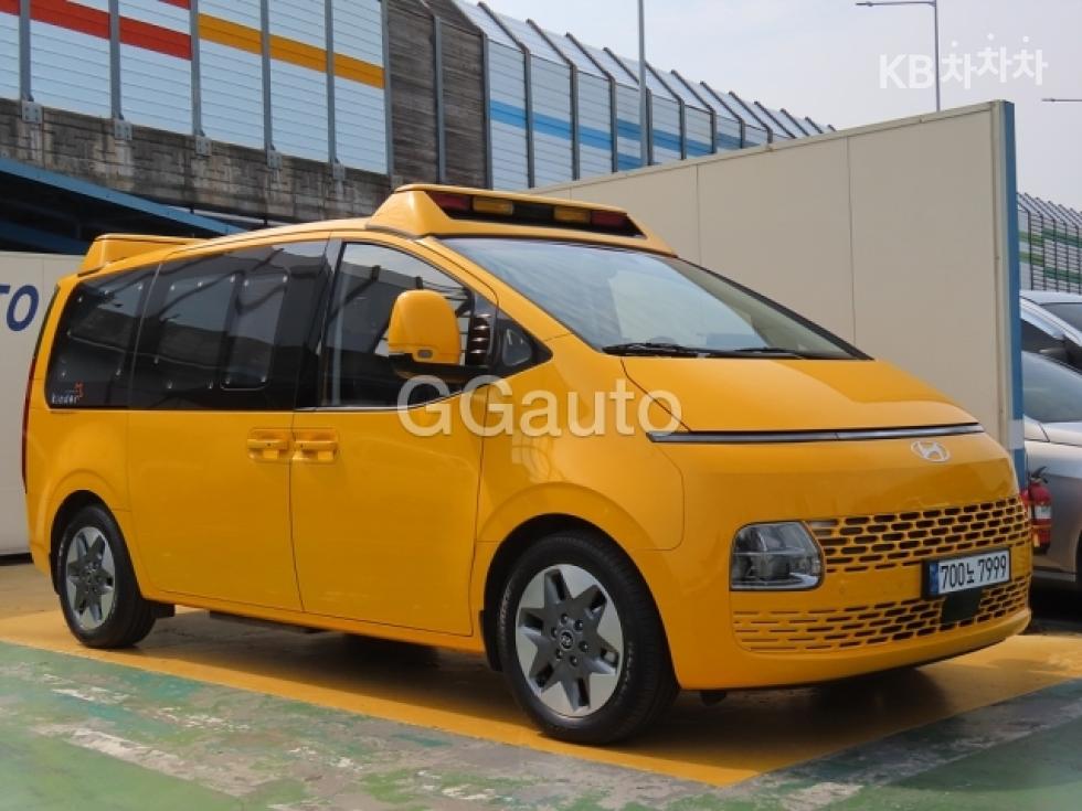 Hyundai Staria 3.5 LPi 11인승 — foto 1