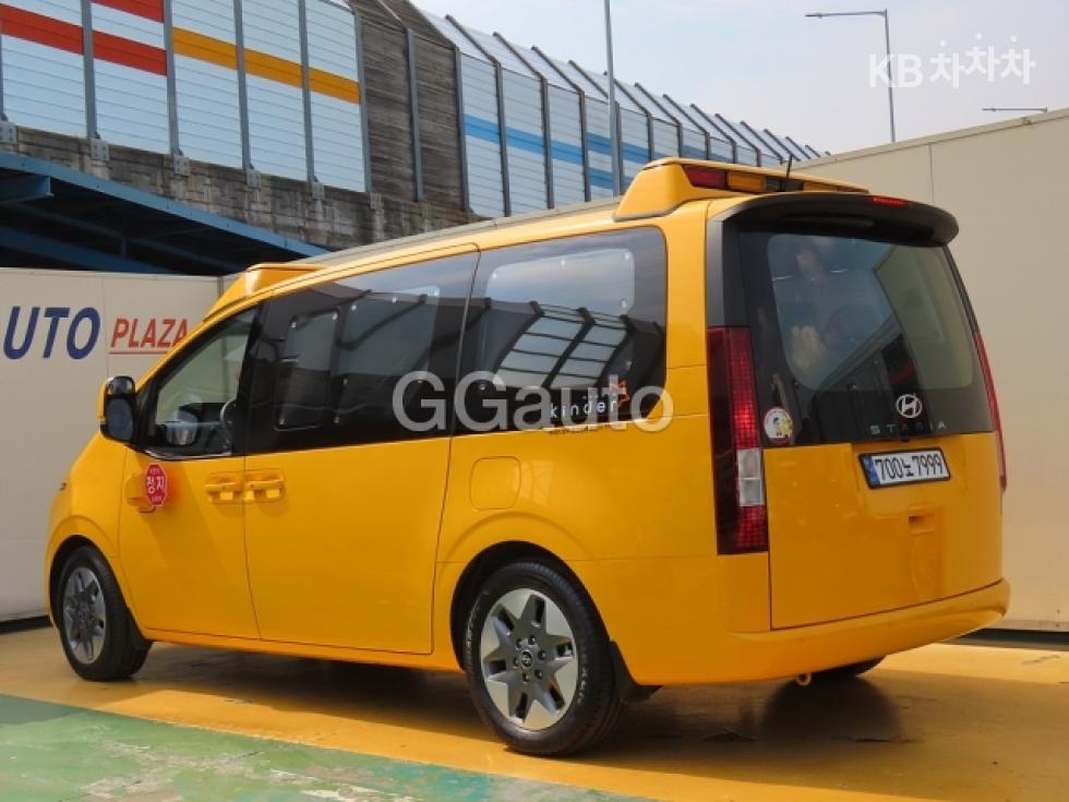 Hyundai Staria — miniaturë 3