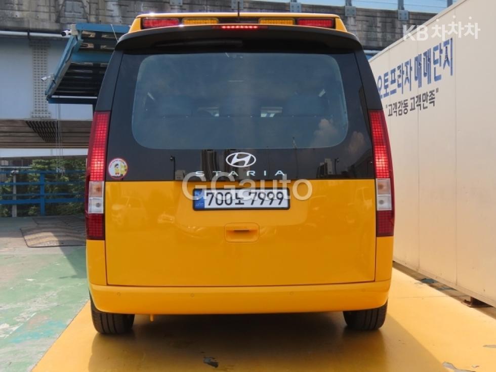 Hyundai Staria — miniaturë 4