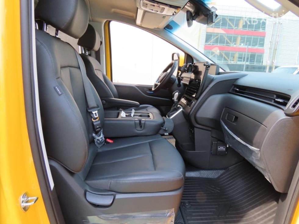 Hyundai Staria — miniaturë 6