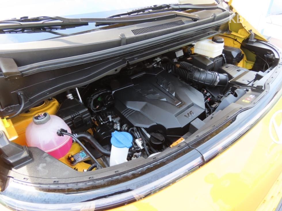 Hyundai Staria — miniaturë 19
