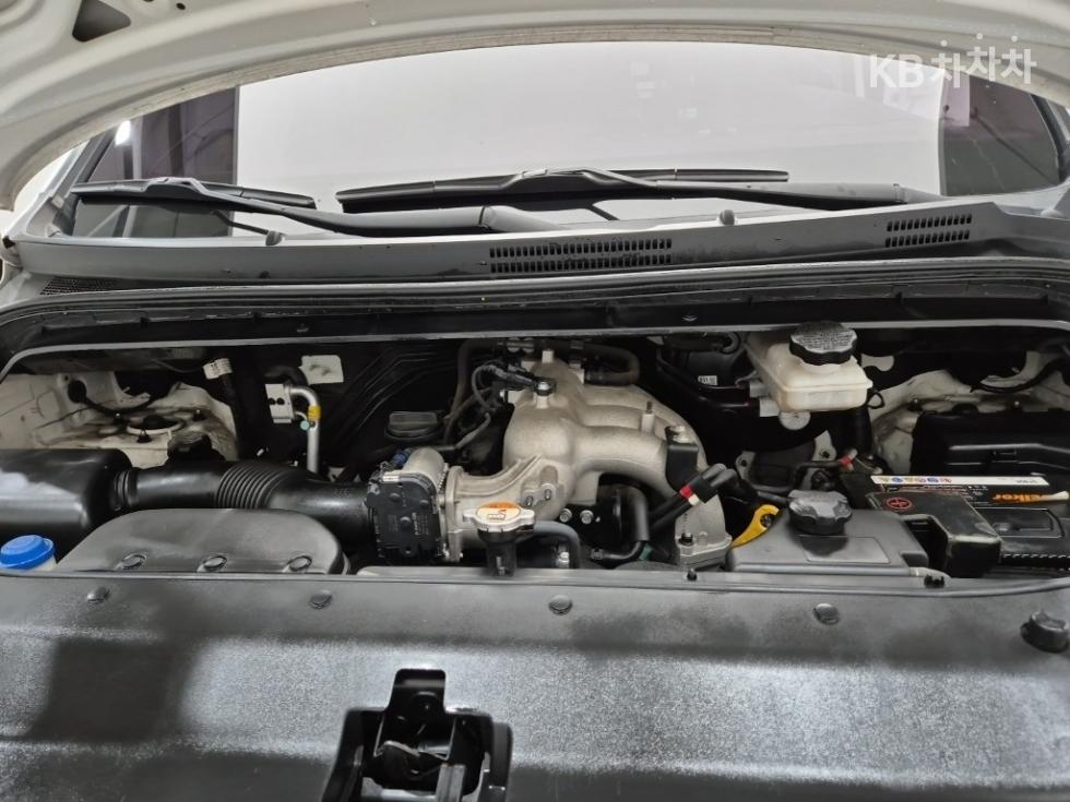 Hyundai Starex — miniaturë 5
