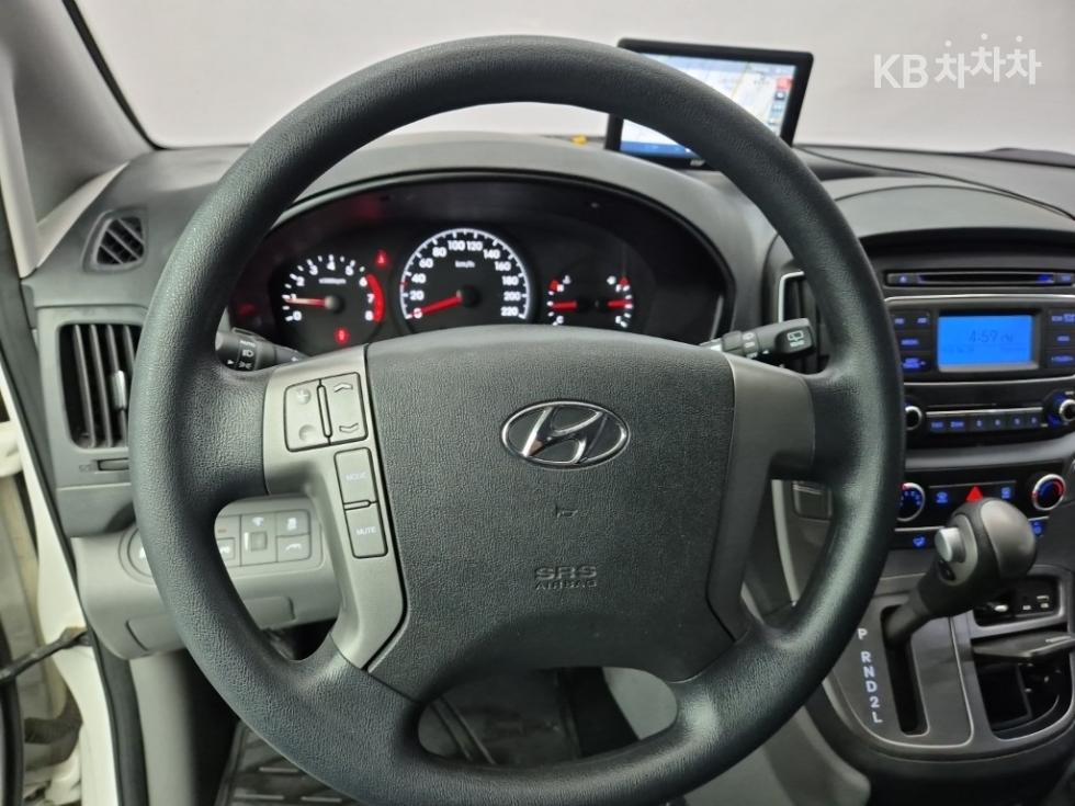 Hyundai Starex — miniaturë 9