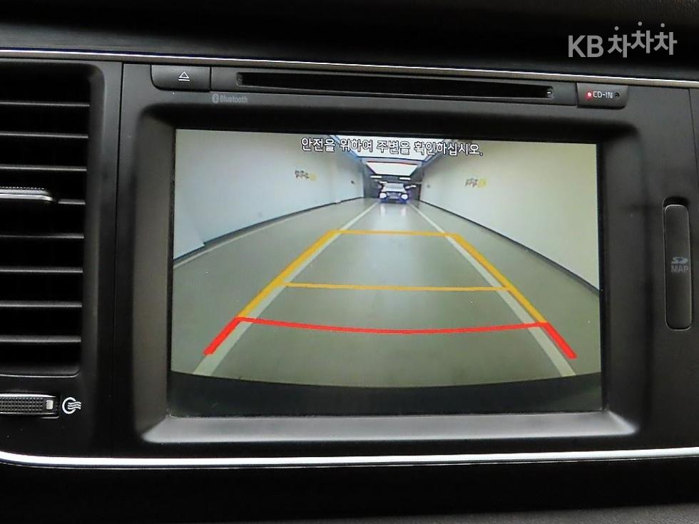 Kia Carnival — miniaturë 15