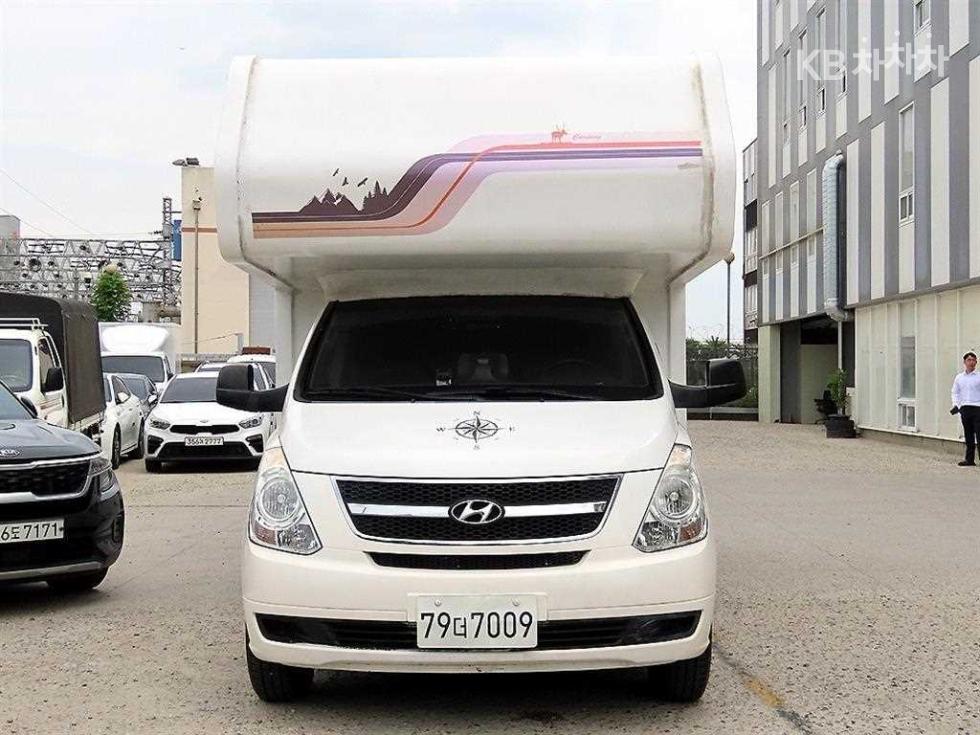 Hyundai Grand Starex