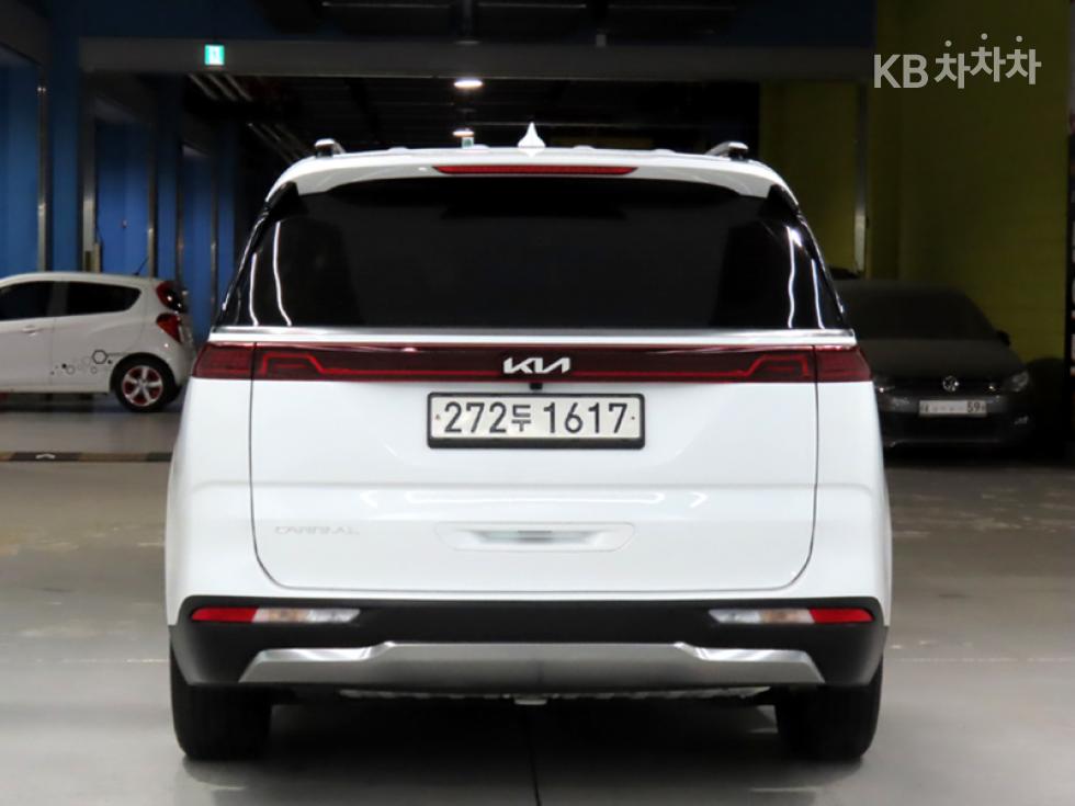 Kia Carnival — miniaturë 3