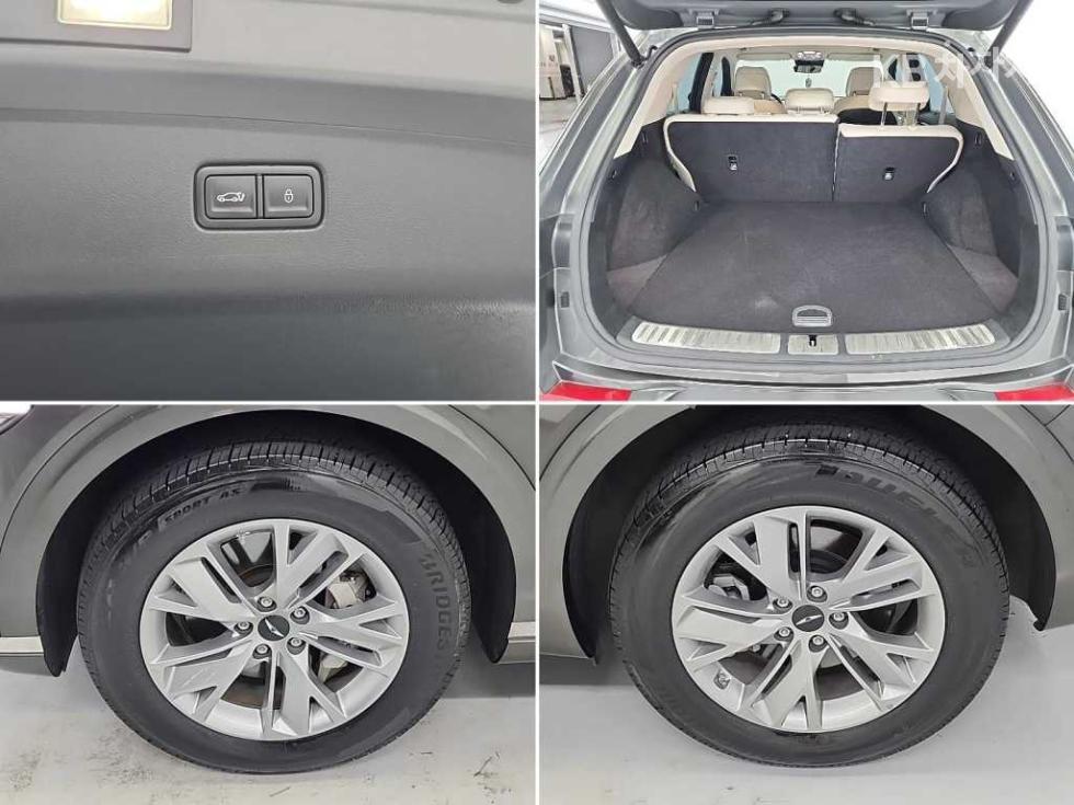 2024 Genesis GV70 photo