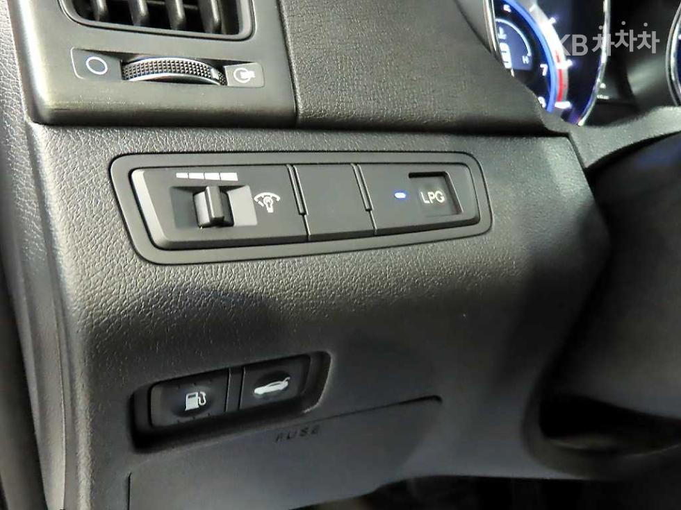 Hyundai Sonata — miniaturë 15