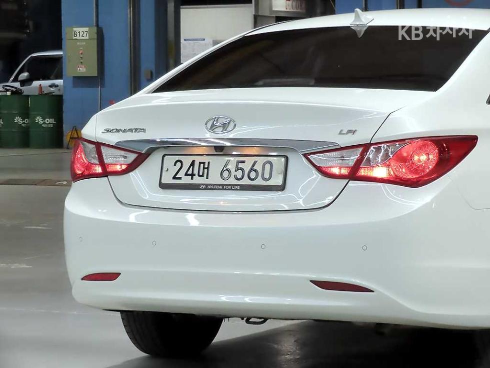 Hyundai Sonata — miniaturë 17