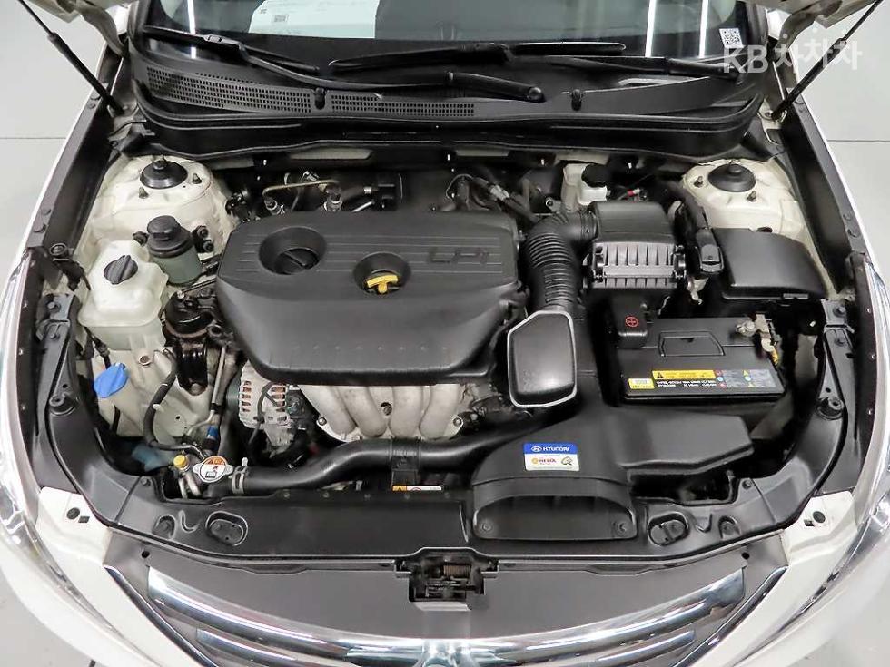 Hyundai Sonata — miniaturë 19
