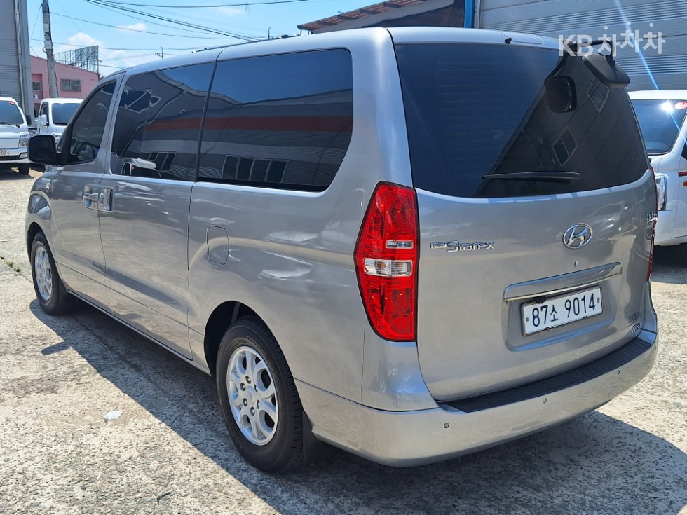 Hyundai Starex — miniaturë 6