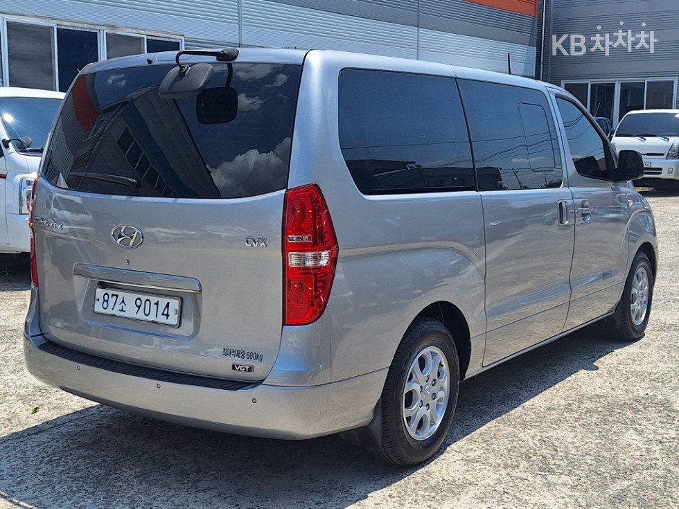 Hyundai Starex — miniaturë 4
