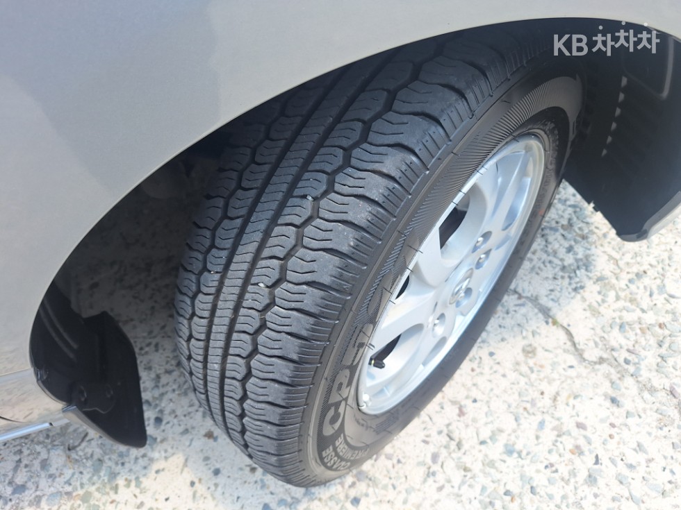 Hyundai Starex — miniaturë 13