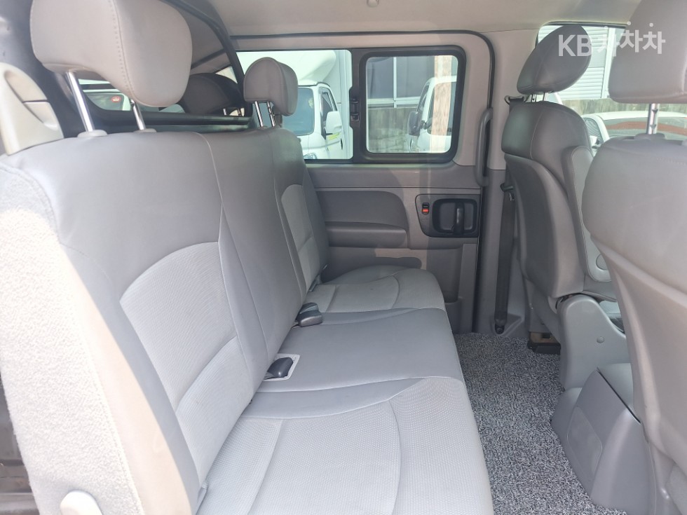 Hyundai Starex — miniaturë 17