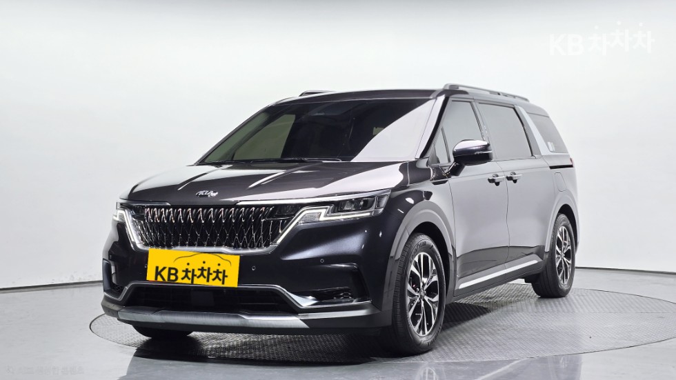 Kia Carnival — miniaturë 2