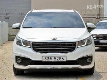 Kia Carnival 9인승 2.2 디젤 — foto 1