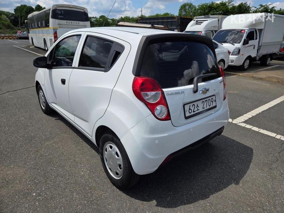 Chevrolet Spark — miniaturë 4