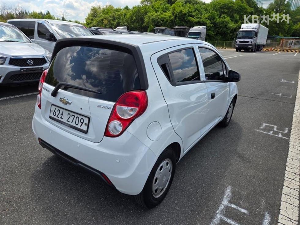 Chevrolet Spark — miniaturë 6