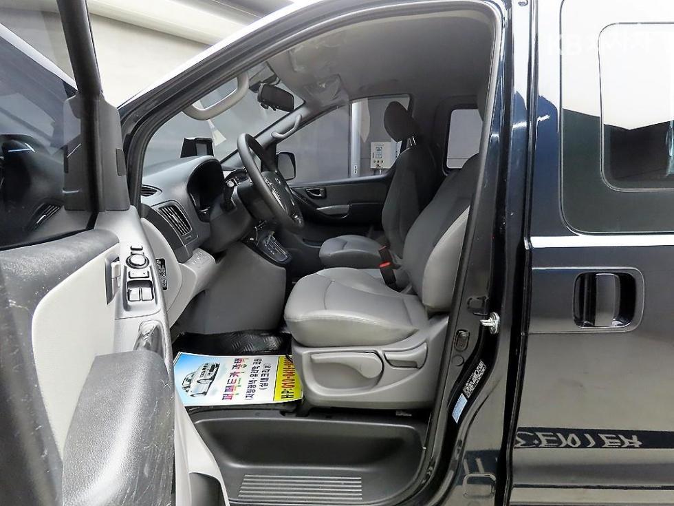Hyundai Starex — miniaturë 5