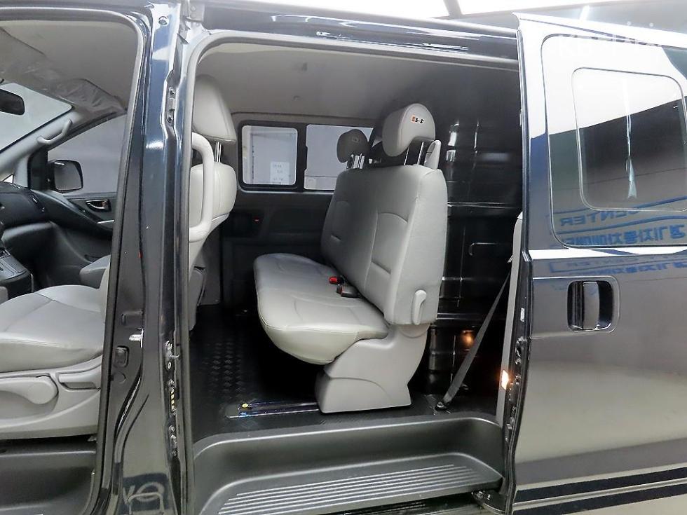 Hyundai Starex — miniaturë 6