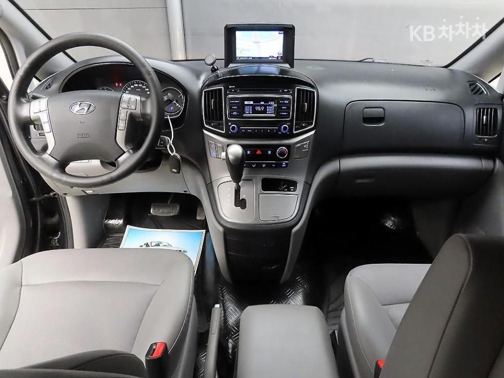 Hyundai Starex — miniaturë 7
