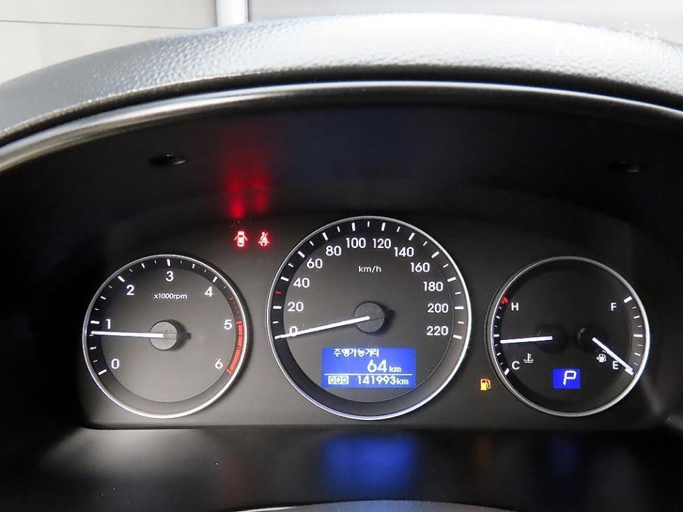 Hyundai Starex — miniaturë 8