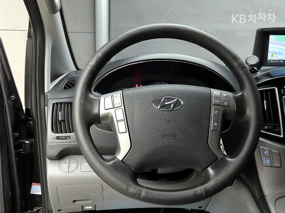 Hyundai Starex — miniaturë 9