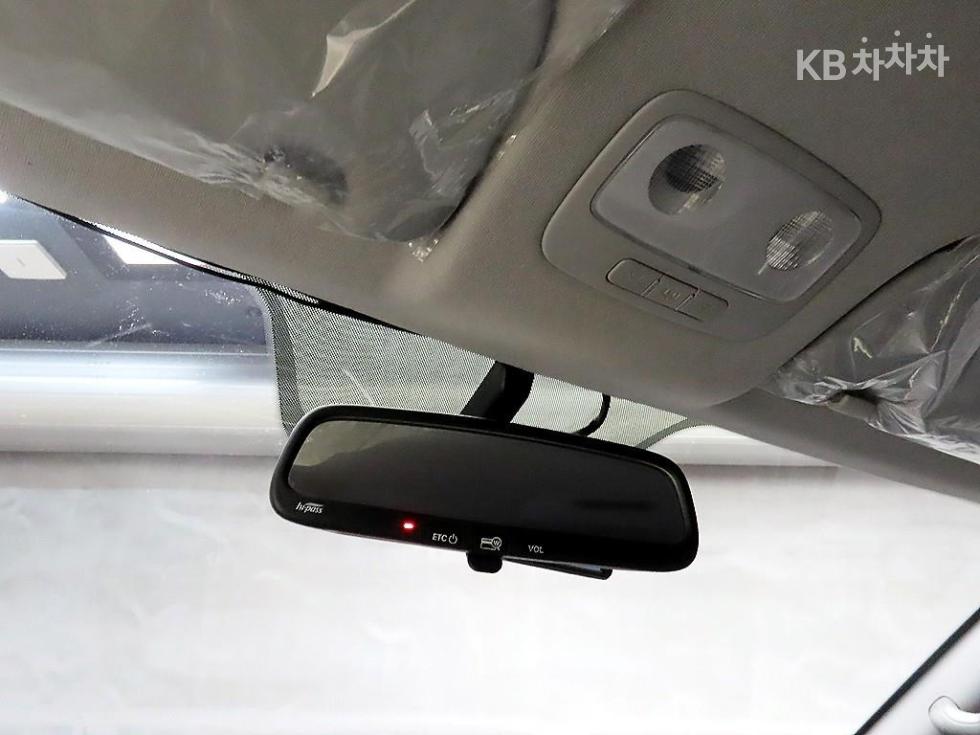 Hyundai Starex — miniaturë 16