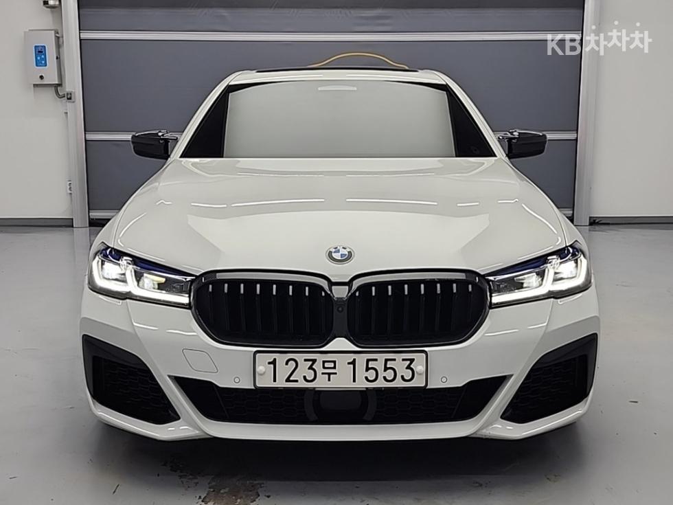 2020 BMW BMW 5 (G30) photo