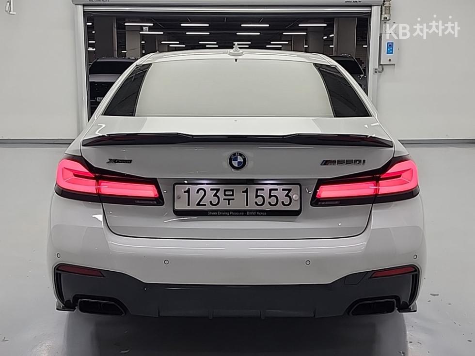 2020 BMW BMW 5 (G30) photo