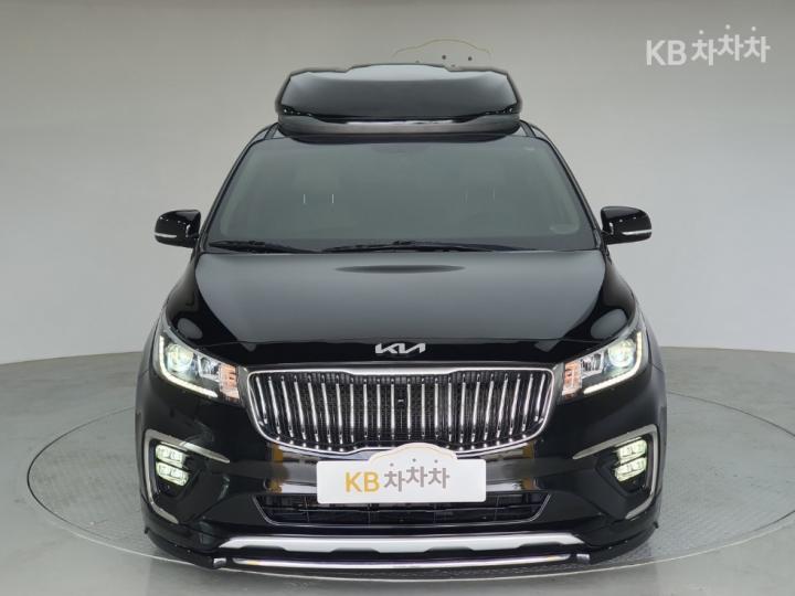 Kia Carnival 9인승 2.2 디젤 — foto 1