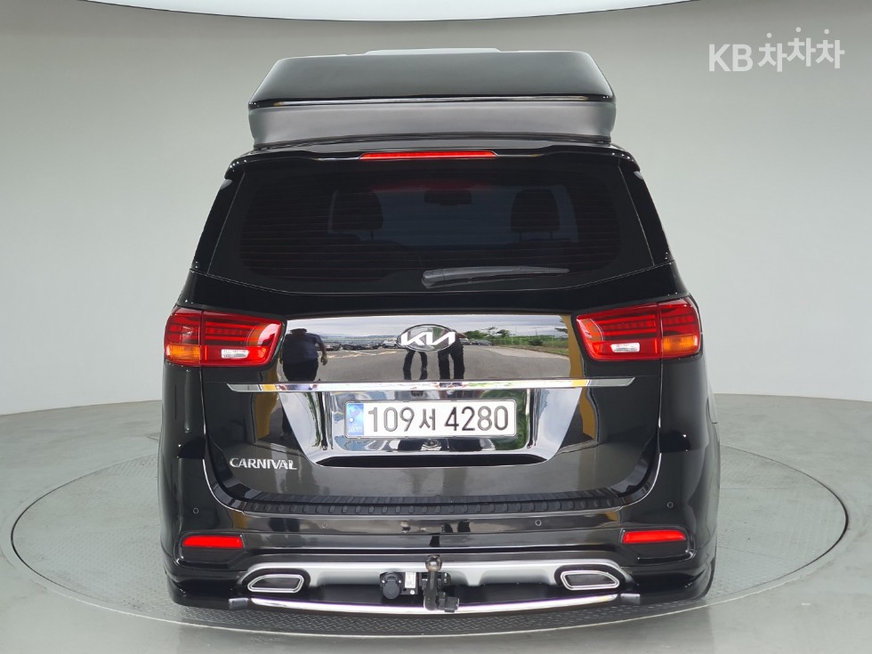 Kia Carnival — miniaturë 2