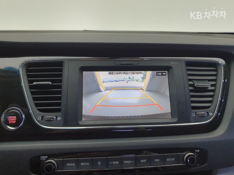 Kia Carnival — miniaturë 20