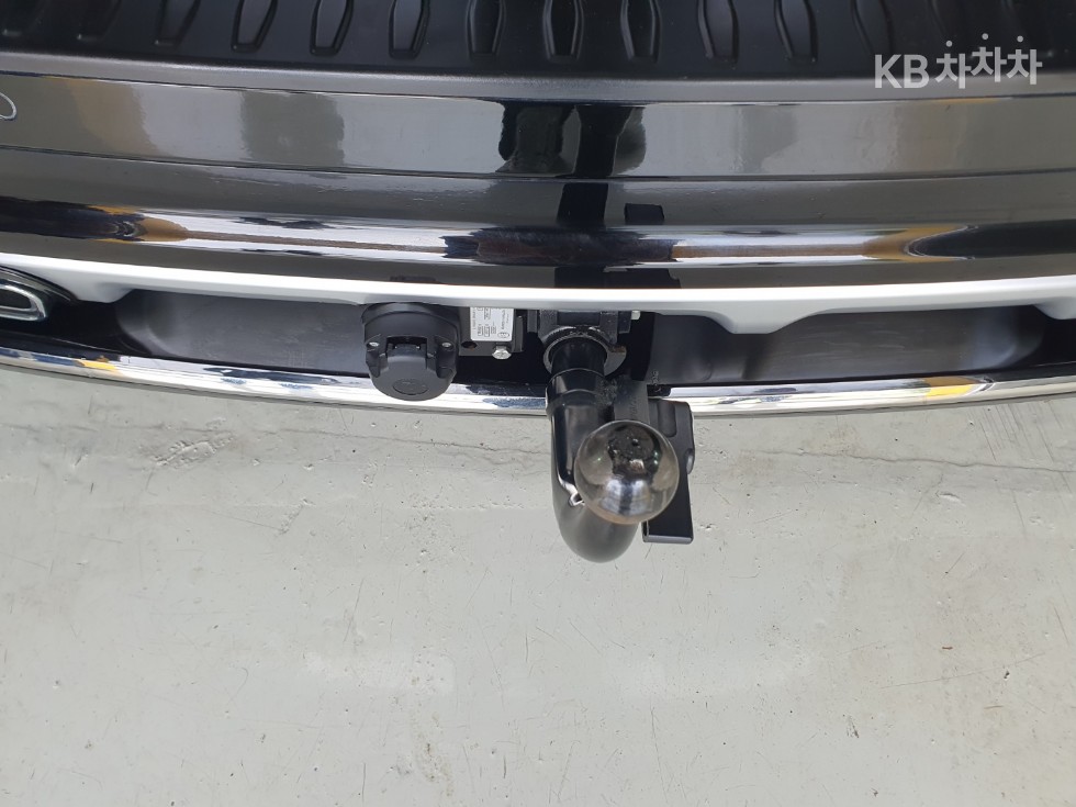 Kia Carnival — miniaturë 27
