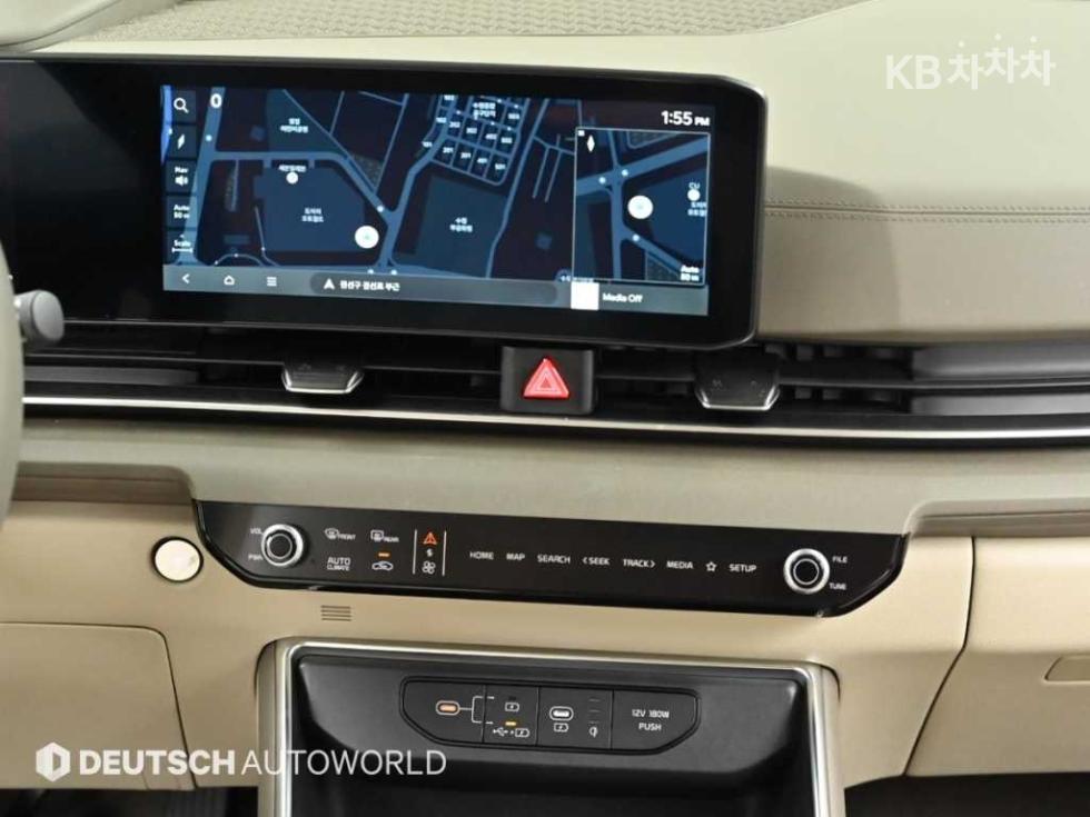 Kia Carnival — miniaturë 14