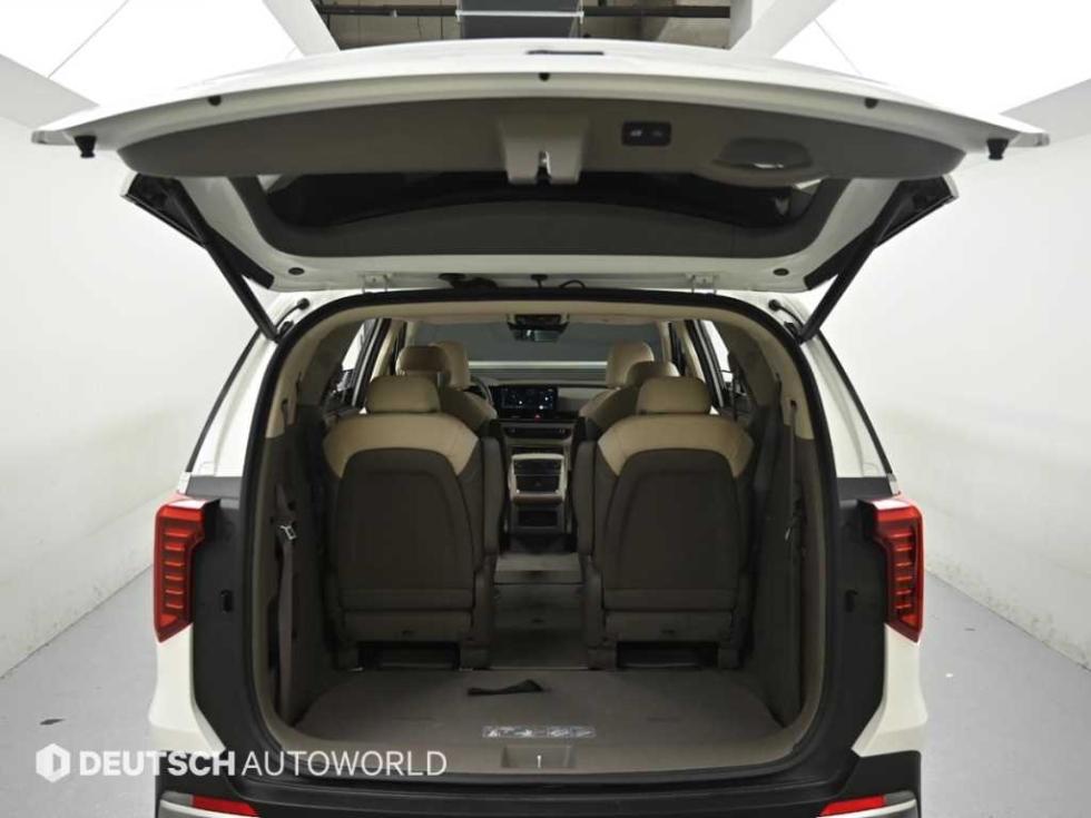 Kia Carnival — miniaturë 19