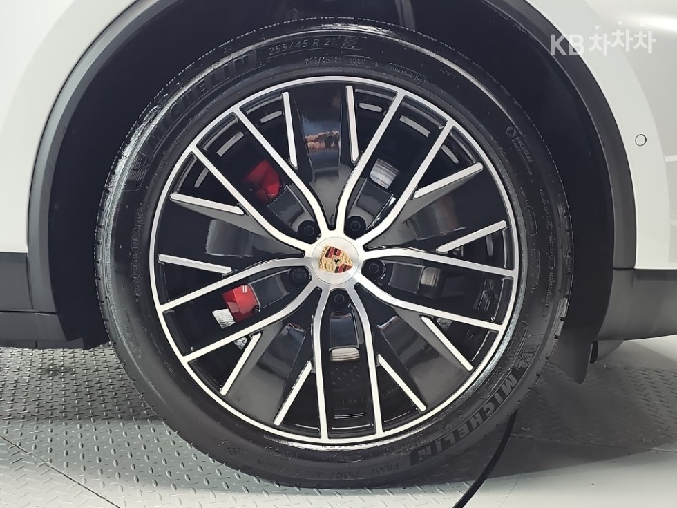 Porsche Macan — miniaturë 30