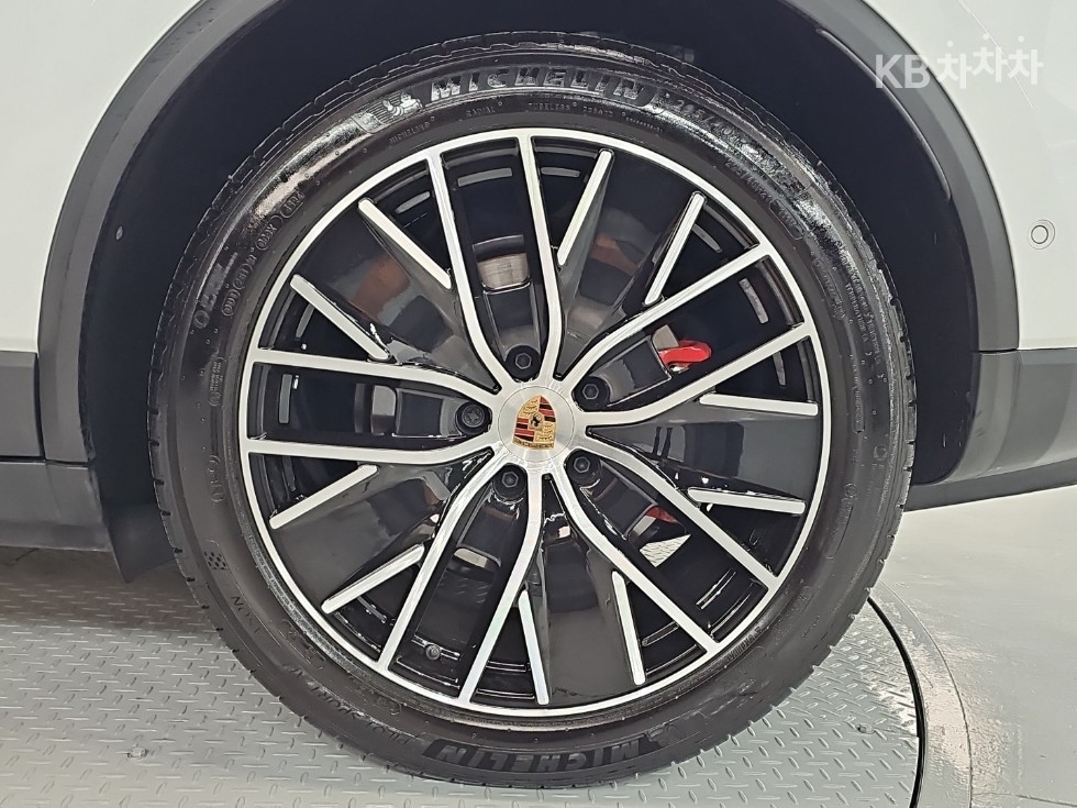 Porsche Macan — miniaturë 32