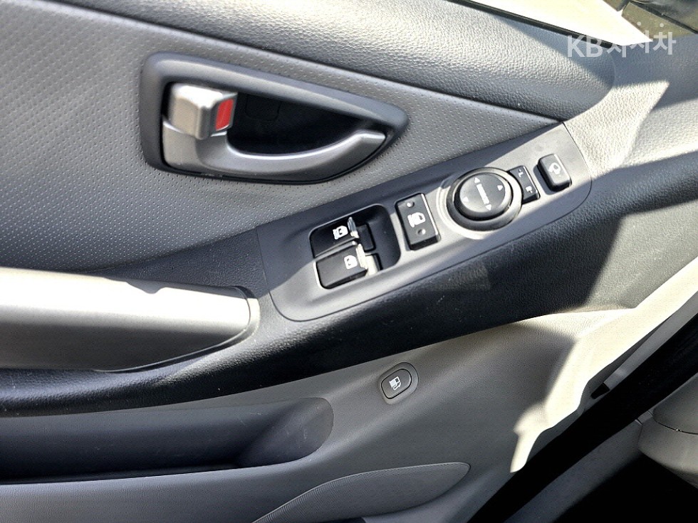Hyundai Starex — miniaturë 6