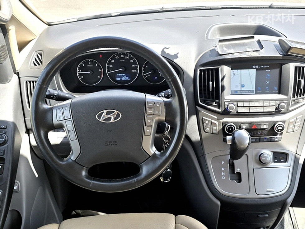Hyundai Starex — miniaturë 12