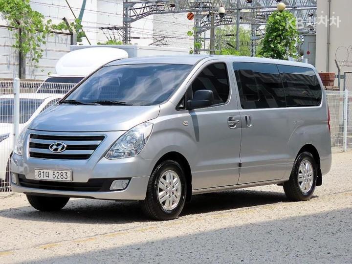 Hyundai Starex 5인승 LPi 밴 CVX — foto 1