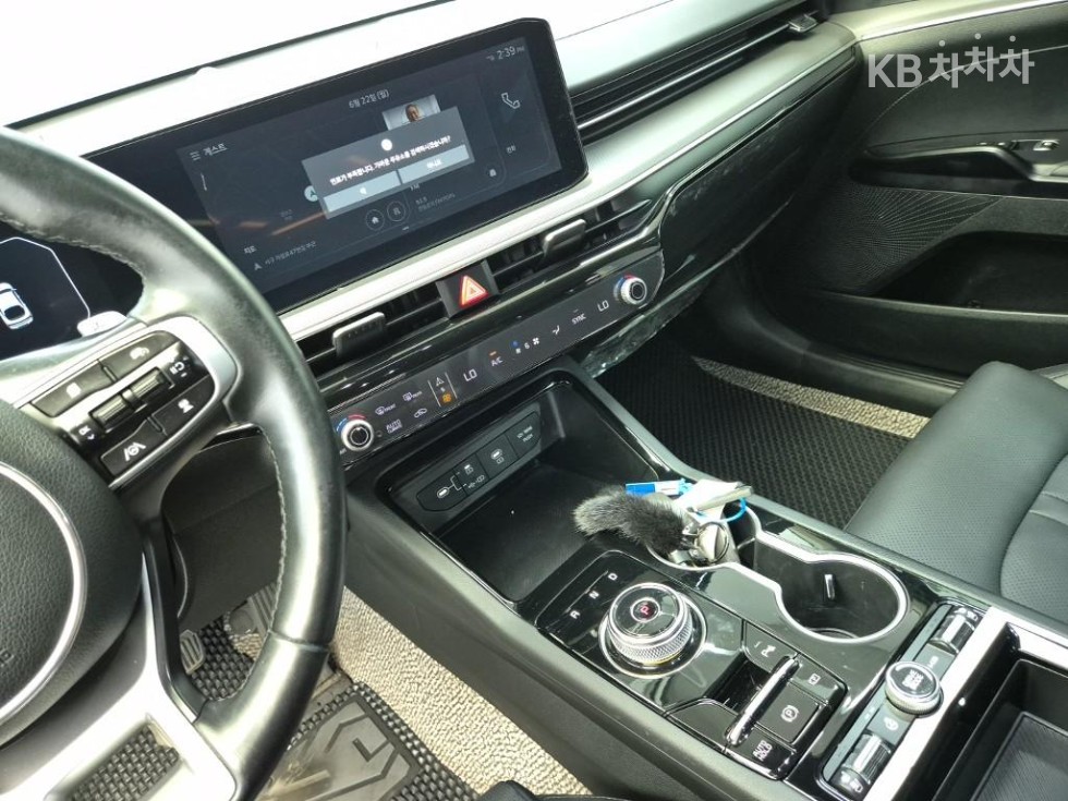 Kia K5 — miniaturë 10