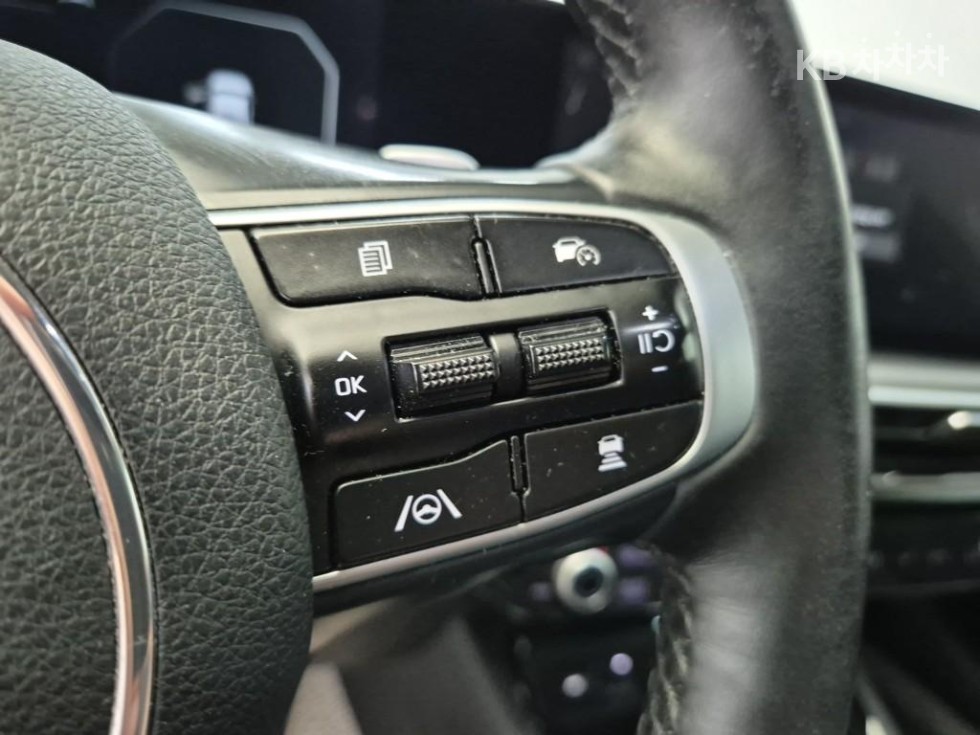 Kia K5 — miniaturë 15