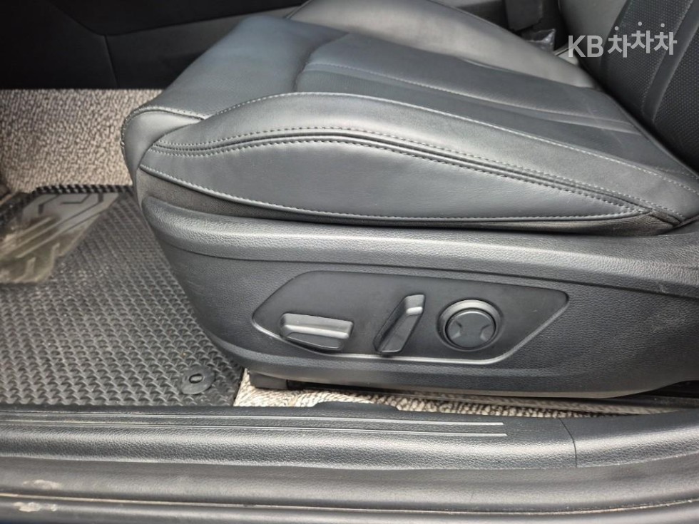 Kia K5 — miniaturë 17