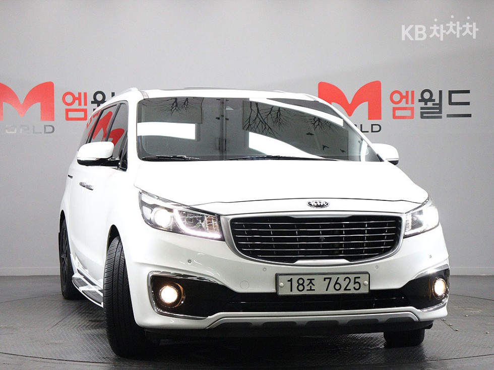 Kia Carnival — miniaturë 2