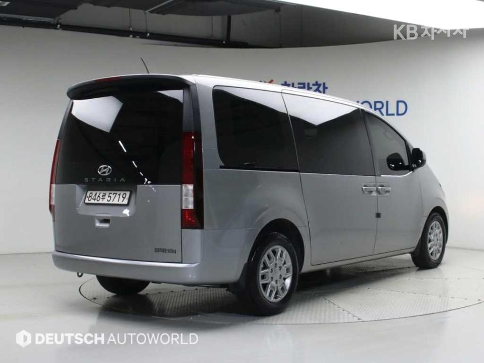 Hyundai Staria — miniaturë 2
