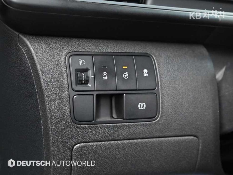 Hyundai Staria — miniaturë 16