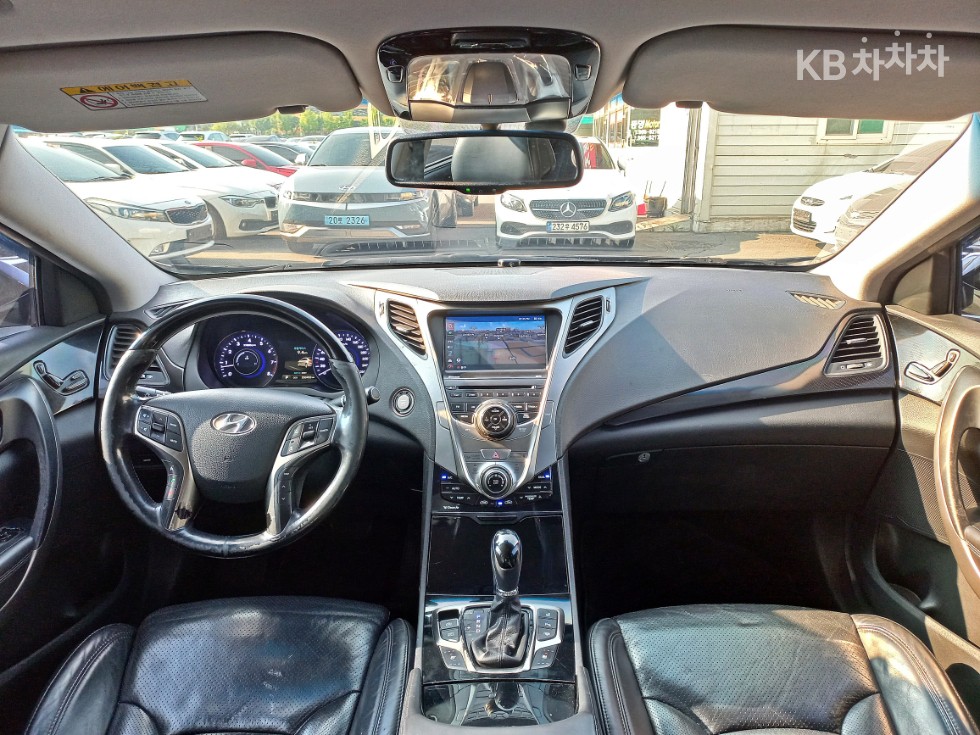 Hyundai Grandeur — miniaturë 9